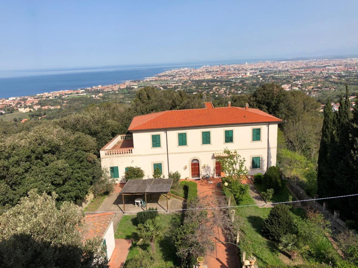 Room In Villa -Livorno - Montenero Bagian luar foto