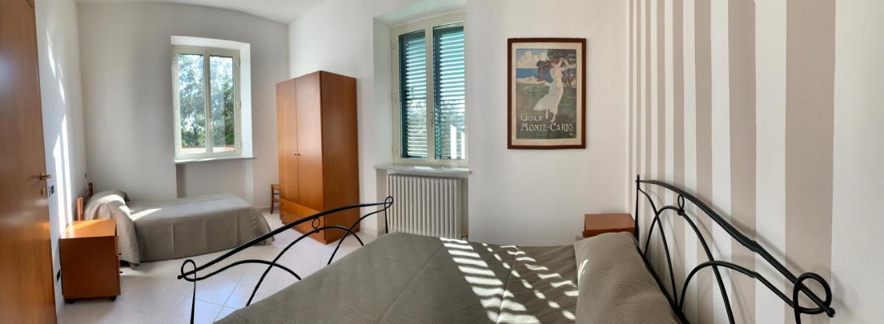 Room In Villa -Livorno - Montenero Bagian luar foto