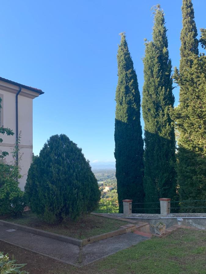 Room In Villa -Livorno - Montenero Bagian luar foto