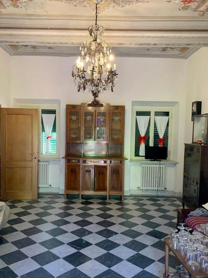 Room In Villa -Livorno - Montenero Bagian luar foto